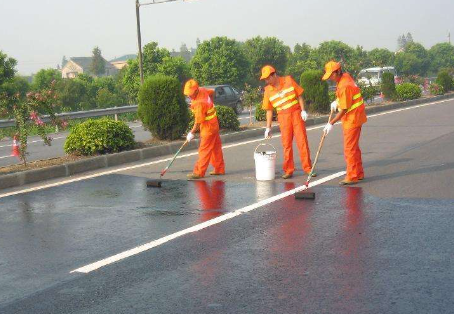 中卫 彩色路面喷漆维修改色的使用寿命有多长？